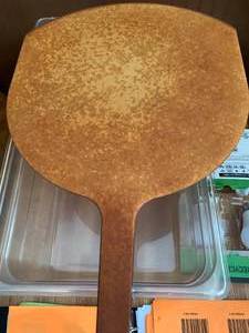 lot 161 image: Oval Pizza Cutting Board 16x 17