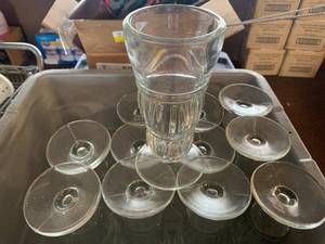 lot 188 image: Lot of 12 Sundae Glasses