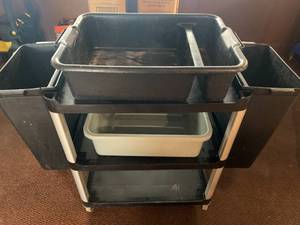 lot 193 image: Rolling Dish Cart 17 X 43 X 34 Tall
