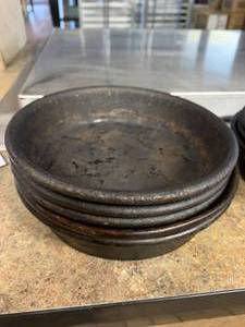 lot 218 image: Lot of 5 Lil Joes Metal Pans 7