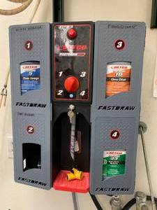 lot 293 image: Betco Fastdraw Pro Cleaning Dispenser