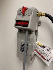 lot 294 image: Betco Mop Bucket Cleaning System