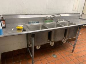 lot 295 image: Stainless Steel Triple Sink 25  x 101 x 39 tall