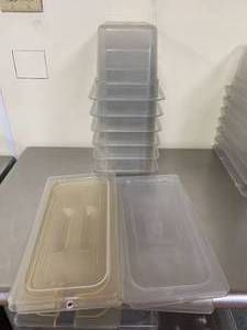 lot 320 image: Lot of (8) 13 Pans with Lids