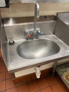 lot 365 image: Eagle Hand Sink w Soap