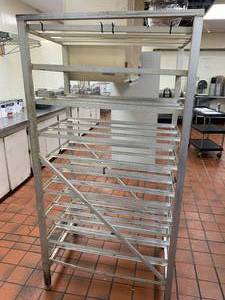 lot 370 image: #10 Can Aluminum Rack 25 x 35 x 70 tall