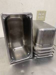 lot 351 image: Lot of (5) 13 Pans