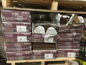 Pallet with 10 plus cases of Home DEcor Hand Scraped Strand Woven Sahara 38 in. T x 5-15 in. W x 36.02 in. L Engineered Click Bamboo Flooring