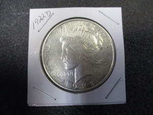 lot 10 image: 1922-D (Denver Mint) Peace Silver Dollar - 90% Silver