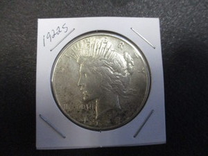 lot 19 image: 1922-S (San Francisco Mint) Peace Silver Dollar - 90% Silver