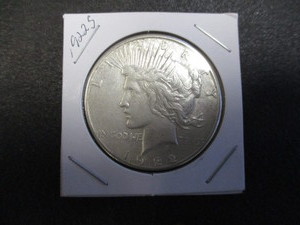 lot 20 image: 1922-S (San Francisco Mint) Peace Silver Dollar - 90% Silver