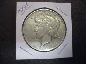lot 22 image: 1922-P (Philadelphia Mint) Peace Silver Dollar - 90% Silver