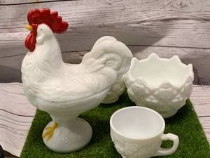 lot 69 image: Lot of Milk Glass