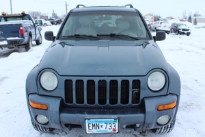 lot 26 image: 2002 Jeep Liberty Limited 4x4