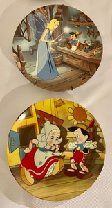 lot 115 image: Pinocchio Collectors Plates
