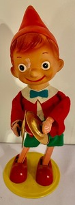 lot 134 image: Vintage Pinocchio Toy