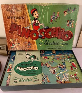 lot 189 image: Vintage Grouping