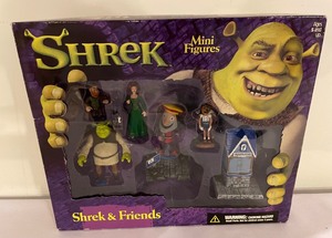 lot 226 image: New Shrek Figurines