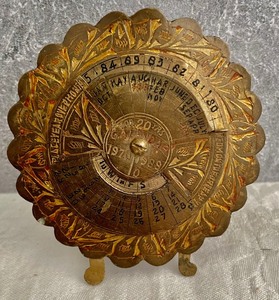 lot 243 image: Beautiful Brass Vintage Items