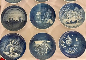 lot 271 image: 12 Bing & Grondahl Collectors Plates