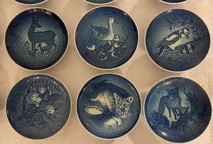 lot 275 image: 20 Small Bing & Grndahl Collectors Plates