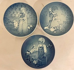 lot 281 image: Bing & GrndahlCollectors Plates