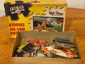lot 20 image: Vintage Jaymar Vintage Pinocchio Puzzle