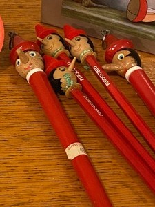 lot 17 image: Pinocchio Notecards and Pencils