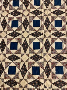 lot 314 image: Outstanding Quilt