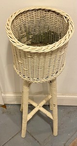 lot 294 image: White Wicker Plant Stand