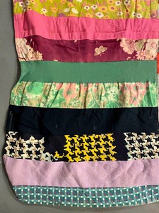 lot 300 image: Colorful Vintage Quilt
