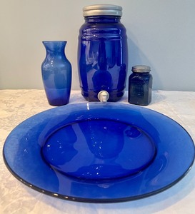 lot 329 image: Beautiful Cobalt Blue Glass Grouping