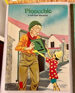 lot 381 image: Giant Pinocchio Story and Coloring Books