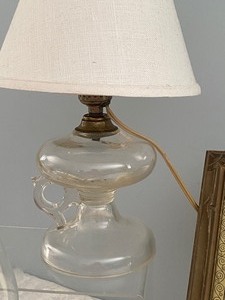 lot 399 image: Variety of Vintage Home Decor Items
