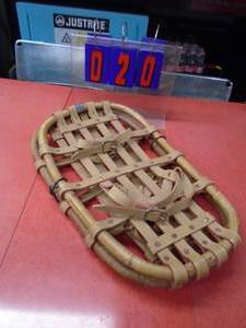 lot 20 image: Lapplandia Bentwood snow shoes. Look nearly new. As shown.