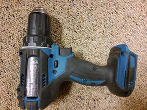 Makita keyless chuck drill, 18volt