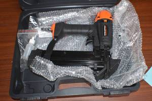 Wen 4-in-1 Pneumatic flooring nailer