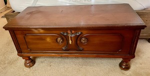 lot 14 image: Vintage Cedar Chest by Roos Chests