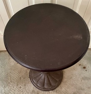 lot 34 image: Restoration Hardware 20th Century Chrysanthemum Brasserie Metal Table