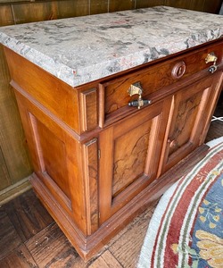lot 81 image: Antique Victorian Marble Top Commode