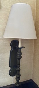 lot 82 image: Wall Mount Lamp