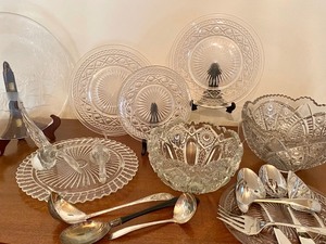 lot 51 image: Variety of Vintage Glassware and Mikasa Serving Utensils