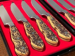 lot 47 image: Set of 8 Walco Steak Knives (NEW)
