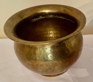 lot 114 image: Beautiful Vintage Brass Decorative Items