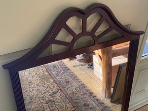 lot 134 image: Vintage Wall Mirror