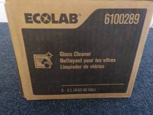 lot 29 image: Ecolab Case of 2 - 2 liter Bags Con...