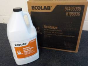 lot 40 image: Ecolab 1 Gallon Jug Revitalize Non ...