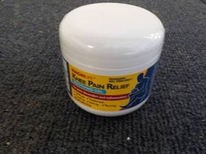 lot 71 image: Magnilife Knee Pain Relief Gel...