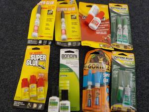 lot 80 image: Glue Products...
