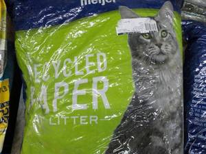 lot 140 image: 25 lb. Bag Meijer Recycled Paper Ca...